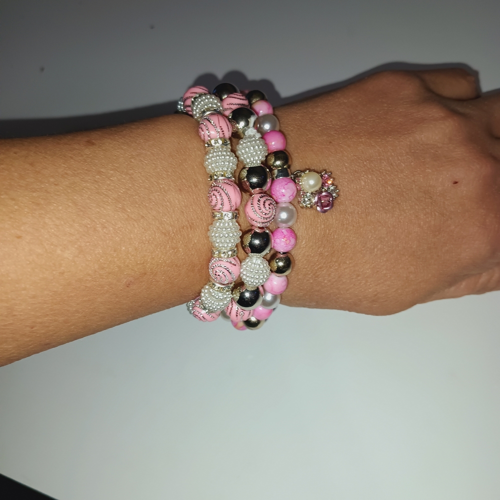 Chic Pink and Gold Beaded Bracelet Set